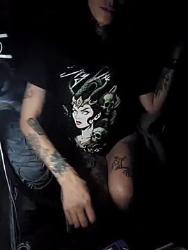 Snapshot of DarkAngelz1 chatting on November 2025 02:32:01 AM DarkAngelz1 online show from November 2025 02:32:01 AM