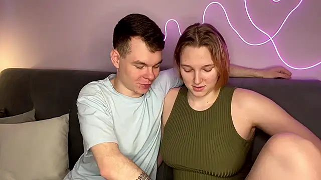 julielourens online show from November 2025 08:12:01 AM