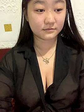 xialuo25 online show from October 2025 08:07:02 PM