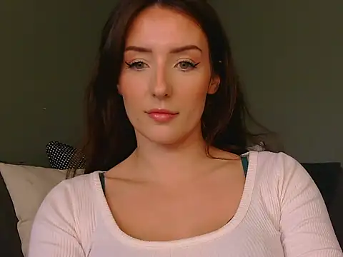 Snapshot of ivy-anne chatting on October 2025 09:21:01 AM ivy-anne online show from October 2025 09:21:01 AM