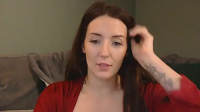 Snapshot of ivy-anne chatting on December 2025 09:02:01 AM ivy-anne online show from December 2025 09:02:01 AM