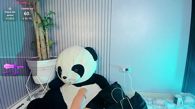 Im perla  online show from October 2025 02:26:01 AM