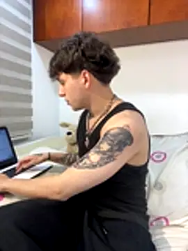 Thomas Big dick online show from November 2025 01:27:01 AM