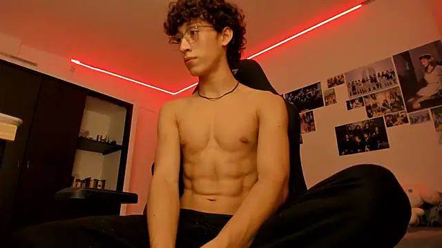 velvet skyn online show from October 2025 04:35:02 AM