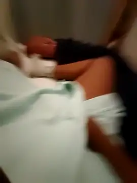 Snapshot of kulliguy chatting on October 2025 07:02:01 PM kulliguy online show from October 2025 07:02:01 PM