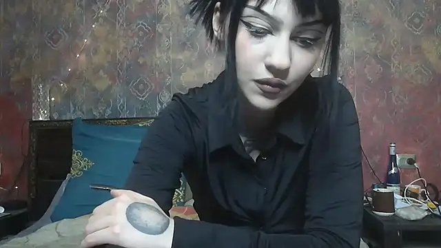 Susie su online show from November 2025 03:01:01 PM