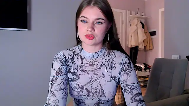 Snapshot of AlexaButttler chatting on November 2025 08:42:02 PM AlexaButttler online show from November 2025 08:42:02 PM