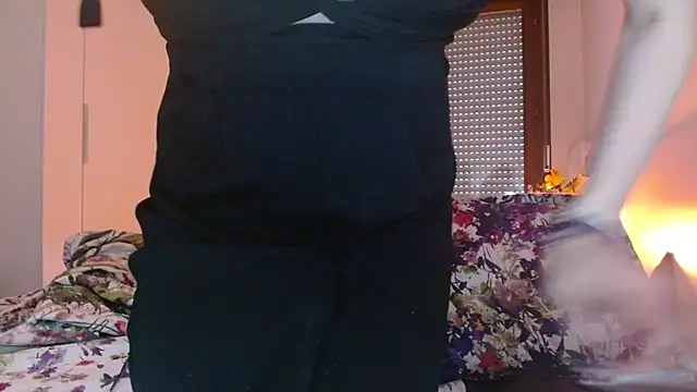 refem9 online show from November 2025 02:30:02 PM