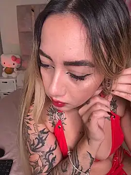 Becca Johnson u online show from October 2025 02:12:01 AM