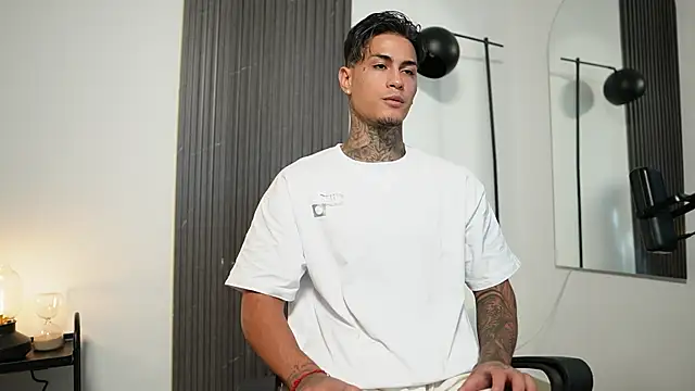 AxelVilla  online show from September 2025 08:14:01 PM