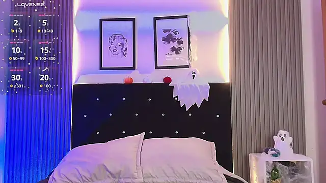 ashlycarteer online show from October 2025 06:52:02 PM