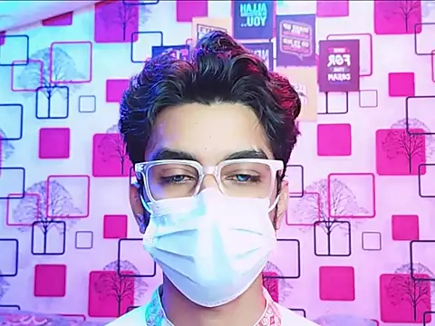 ChiseledCharm online show from October 2025 07:58:01 PM