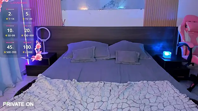 samanthaa moon online show from September 2025 10:46:02 PM