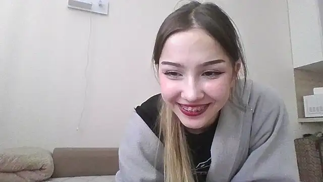 sillybloom online show from October 2025 05:39:01 AM