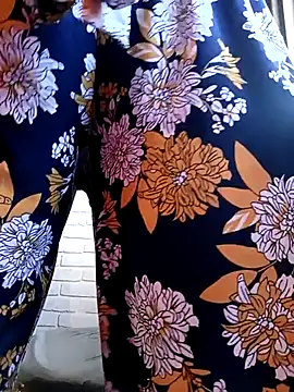 Alis 1327 online show from September 2025 01:36:02 PM