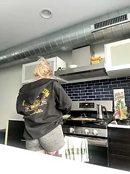 seeunexttuesday online show from October 2025 06:08:02 PM