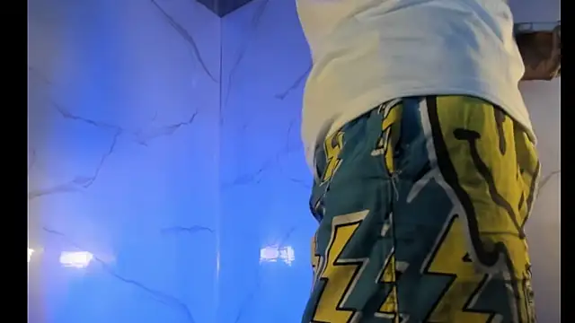 Snapshot of MR-Big_penis chatting on October 2025 07:44:02 PM MR-Big penis online show from October 2025 07:44:02 PM