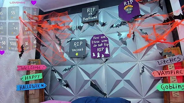 GreciaFox1 online show from October 2025 10:49:01 AM