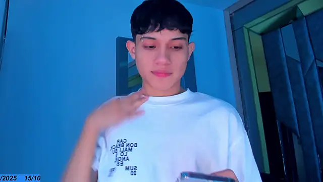 Sebax Young online show from October 2025 08:09:02 PM