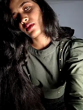 Snapshot of cute_radhikaa chatting on September 2025 07:03:01 PM cute radhikaa online show from September 2025 07:03:01 PM