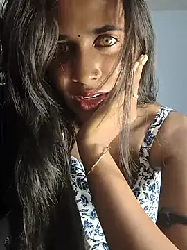 Snapshot of cute_radhikaa chatting on September 2025 05:26:02 PM cute radhikaa online show from September 2025 05:26:02 PM