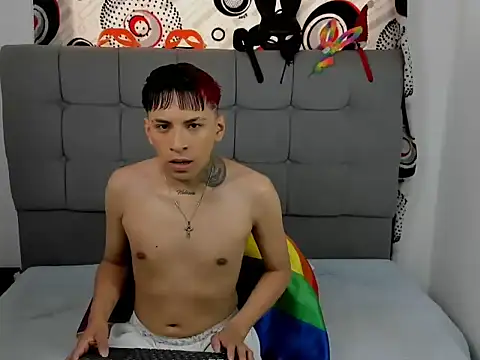 jake hott1 online show from October 2025 03:11:02 PM