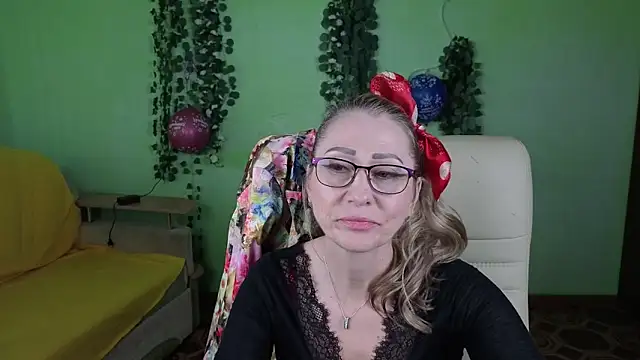 Snapshot of Habibi_Honeyy chatting on September 2025 11:04:02 AM Habibi Honeyy online show from September 2025 11:04:02 AM