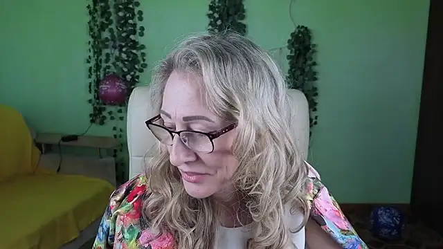 Snapshot of Habibi_Honeyy chatting on October 2025 11:16:01 AM Habibi Honeyy online show from October 2025 11:16:01 AM