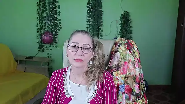 Snapshot of Habibi_Honeyy chatting on October 2025 04:53:02 AM Habibi Honeyy online show from October 2025 04:53:02 AM