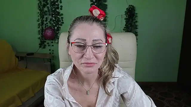 Snapshot of Habibi_Honeyy chatting on October 2025 05:04:02 AM Habibi Honeyy online show from October 2025 05:04:02 AM