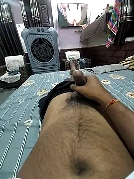 Snapshot of Top_Non_Stop chatting on October 2025 04:26:01 PM Top Non Stop online show from October 2025 04:26:01 PM