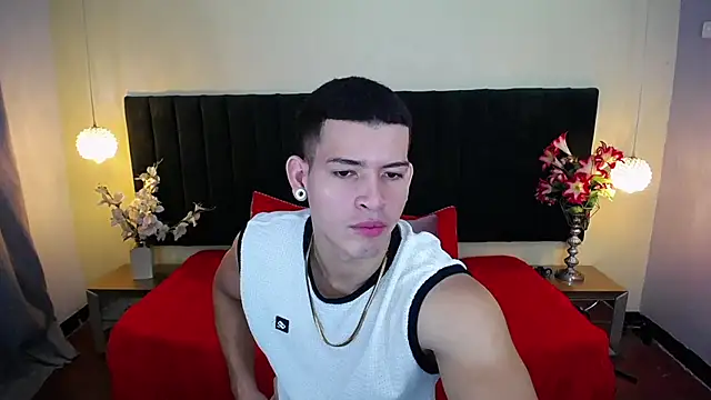 Snapshot of ethan_rodgers chatting on September 2025 08:13:02 PM ethan rodgers online show from September 2025 08:13:02 PM