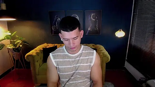 Snapshot of ethan_rodgers chatting on October 2025 08:20:02 PM ethan rodgers online show from October 2025 08:20:02 PM