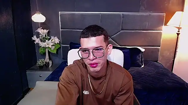 Snapshot of ethan_rodgers chatting on October 2025 07:32:01 PM ethan rodgers online show from October 2025 07:32:01 PM