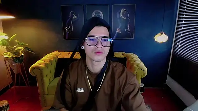 Snapshot of ethan_rodgers chatting on November 2025 07:56:02 PM ethan rodgers online show from November 2025 07:56:02 PM