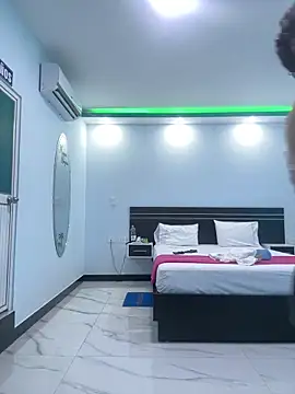 Snapshot of franciscommx chatting on October 2025 07:52:01 PM franciscommx online show from October 2025 07:52:01 PM