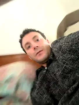 Snapshot of franciscommx chatting on November 2025 07:30:02 PM franciscommx online show from November 2025 07:30:02 PM