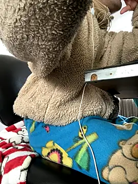 Snapshot of franciscommx chatting on November 2025 04:51:01 PM franciscommx online show from November 2025 04:51:01 PM