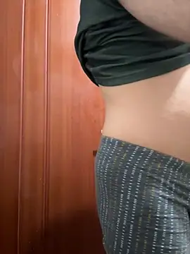 Snapshot of franciscommx chatting on November 2025 11:32:02 AM franciscommx online show from November 2025 11:32:02 AM