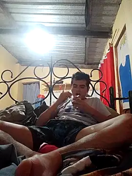 Snapshot of Ortiz3404 chatting on October 2025 11:01:02 PM Ortiz3404 online show from October 2025 11:01:02 PM