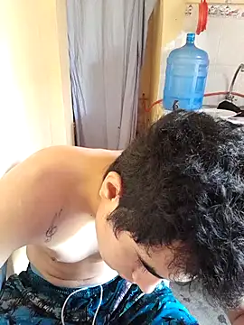 Snapshot of Ortiz3404 chatting on November 2025 04:40:02 PM Ortiz3404 online show from November 2025 04:40:02 PM