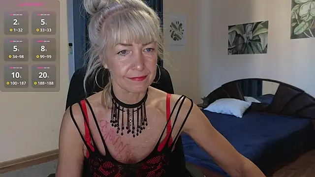 Snapshot of Laura_Gol chatting on October 2025 04:46:02 AM Laura Gol online show from October 2025 04:46:02 AM