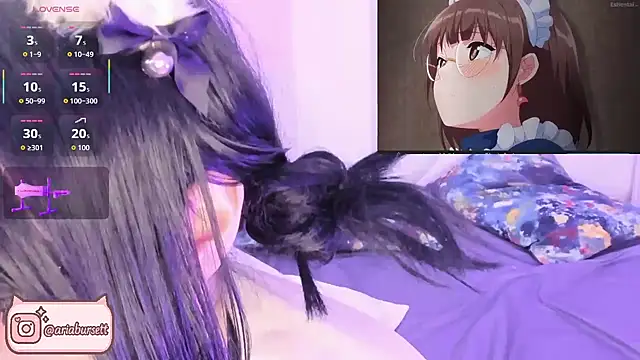 Snapshot of AriaBursett chatting on November 2025 03:34:01 PM AriaBursett online show from November 2025 03:34:01 PM