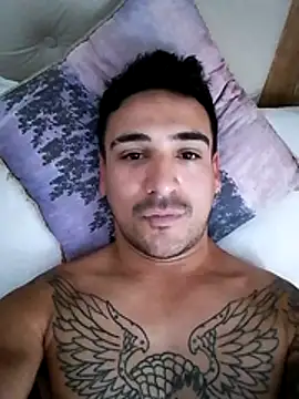 Snapshot of bigandstrong2217 chatting on October 2025 09:53:02 PM bigandstrong2217 online show from October 2025 09:53:02 PM