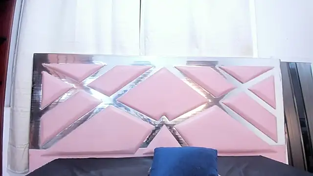 Kenishax  online show from September 2025 04:38:02 AM