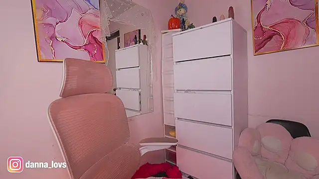 Snapshot of Dannaa_Lovs chatting on October 2025 05:31:02 PM Dannaa Lovs online show from October 2025 05:31:02 PM