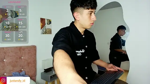 Snapshot of Andy_Justgame chatting on September 2025 03:41:02 AM Andy Justgame online show from September 2025 03:41:02 AM