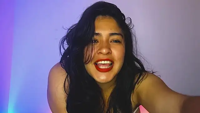 Snapshot of EmilyNoir1 chatting on October 2025 01:20:01 PM EmilyNoir1 online show from October 2025 01:20:01 PM