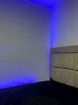 Snapshot of EmilyNoir1 chatting on November 2025 11:26:01 PM EmilyNoir1 online show from November 2025 11:26:01 PM