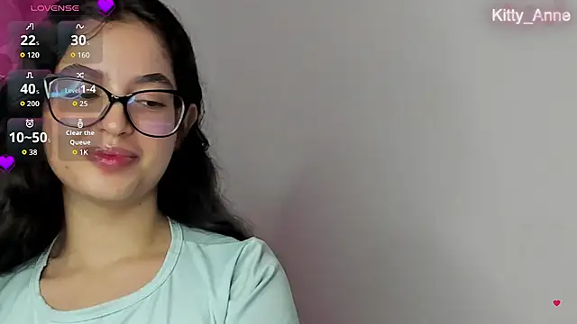 Kitty Anne online show from October 2025 04:57:02 AM